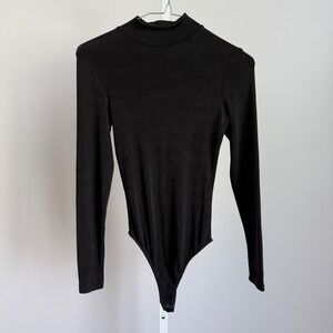 Victoria's Secret Black Mock Neck Long Sleeve Bodysuit Thong Snap‎ Closure